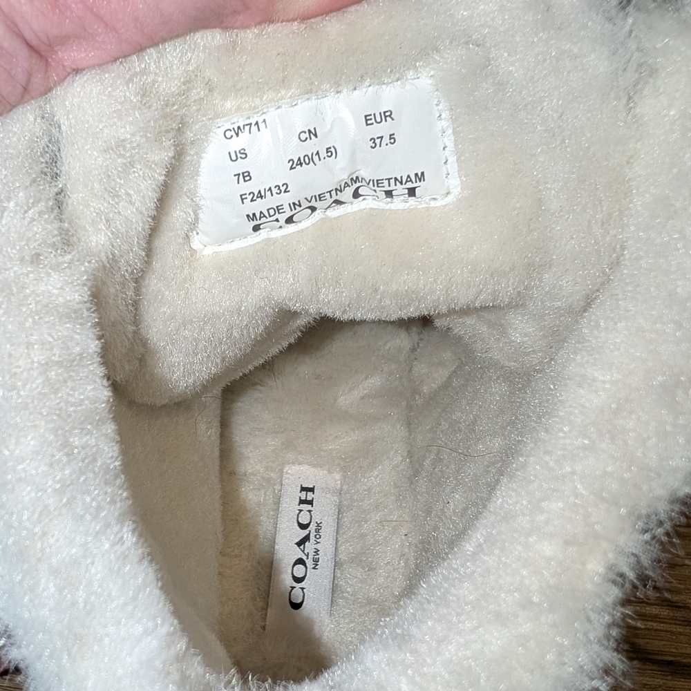 SOLD Coach Lorraine Bootie in Signature Logo Print sz 7 - Picture 7 of 15